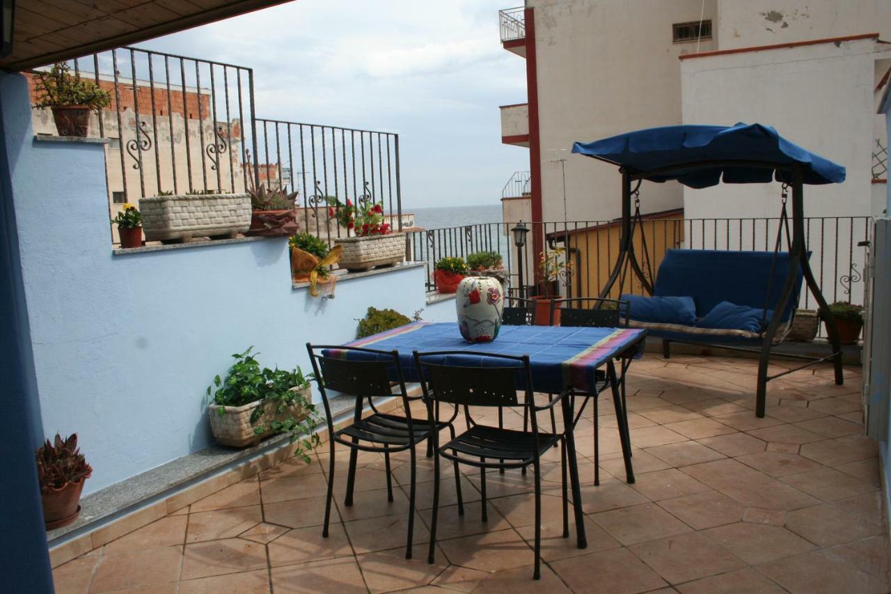 Casa Vacanze Aloha Giardini-Naxos Extérieur photo